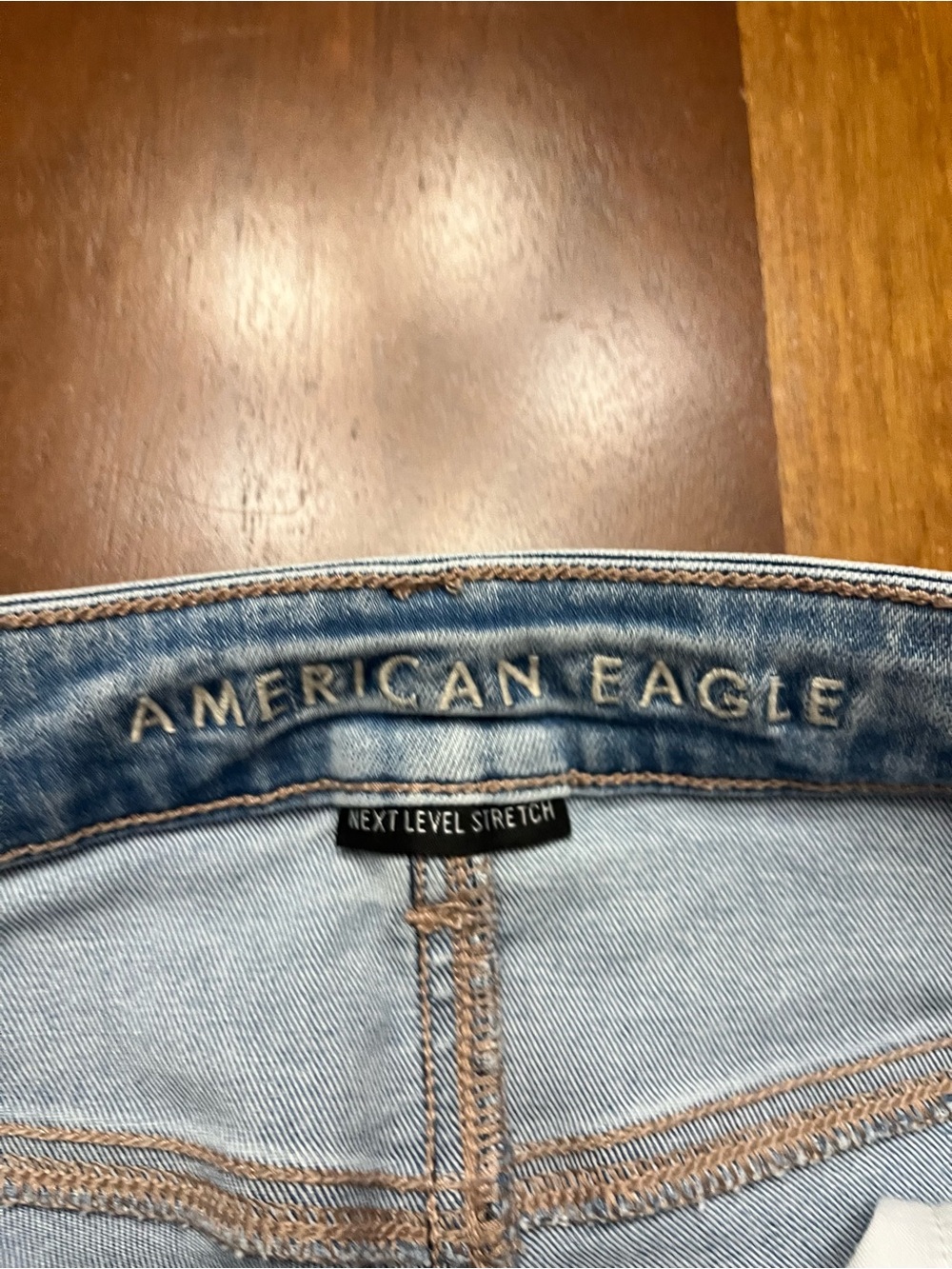 American Eagle High-Rise Distressed Flare Jeans Size 8 - Picture 6 of 12